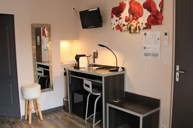 Üç Kişilik Oda