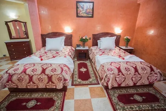 Tek Büyük veya İki Ayrı Yataklı Oda