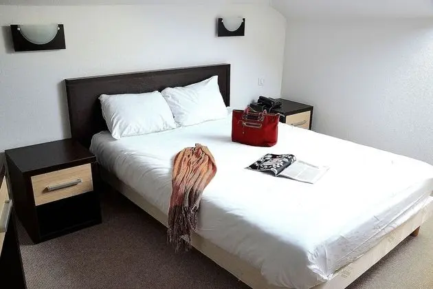 Tek Büyük Yataklı Oda (1 or 2 pax)