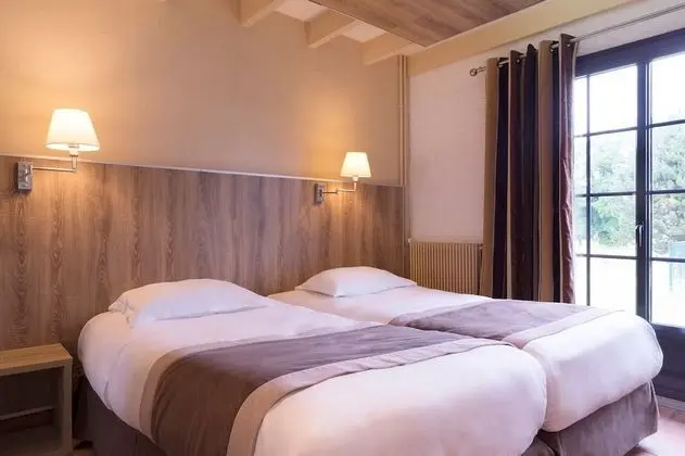 Comfort Tek Büyük veya İki Ayrı Yataklı Oda