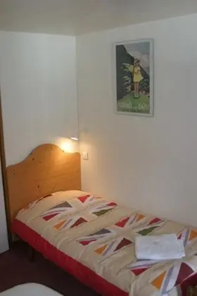 Üç Kişilik Oda