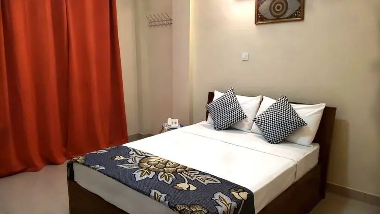 Standard Oda, 1 Büyük (Queen) Boy Yatak