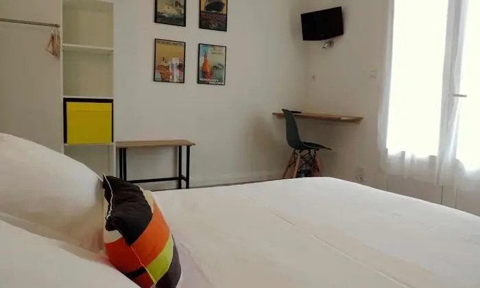 Classic Tek Büyük Yataklı Oda