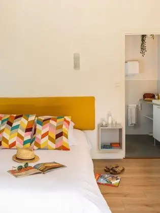 Classic Tek Büyük Yataklı Oda