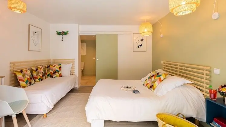 Classic Üç Kişilik Oda