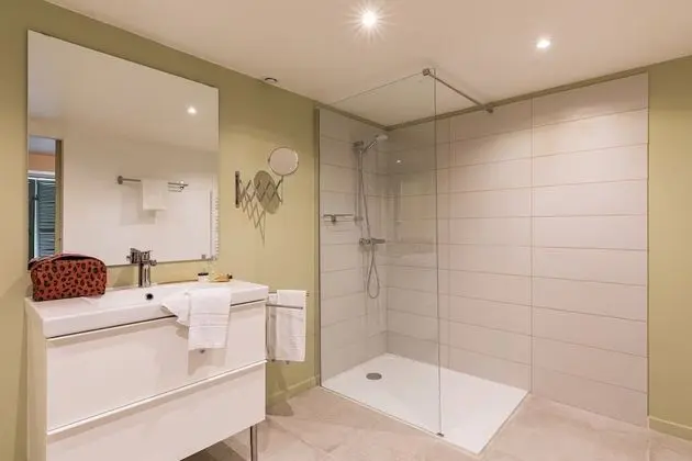 Classic Üç Kişilik Oda