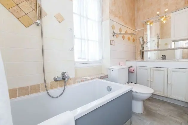 Üç Kişilik Oda (2 adults + 1 child)