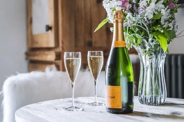 Superior Tek Büyük veya İki Ayrı Yataklı Oda