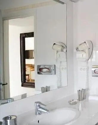 Superior Tek Büyük Yataklı Oda, Deniz Manzaralı