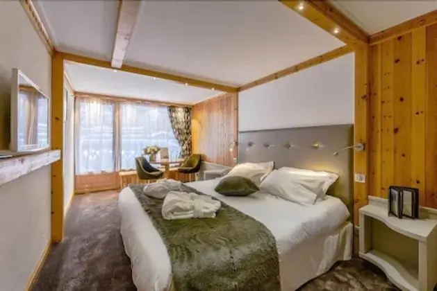 Comfort Tek Büyük Yataklı Oda