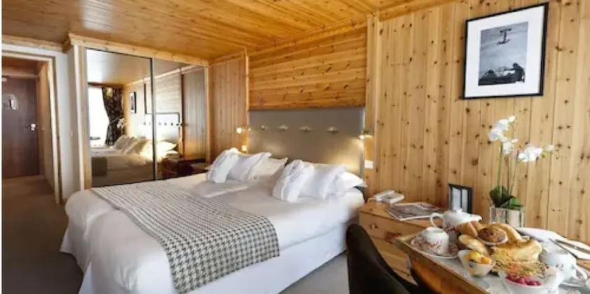 Comfort Tek Büyük Yataklı Oda