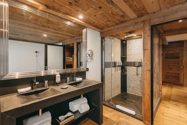 Junior Süit (Tradition)