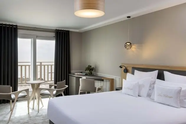 Superior Oda, Balkon, Okyanus Manzaralı