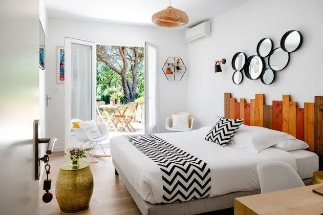 Deluxe Tek Büyük Yataklı Oda, Teras (CONFORT TERRASSE 2 Pers)