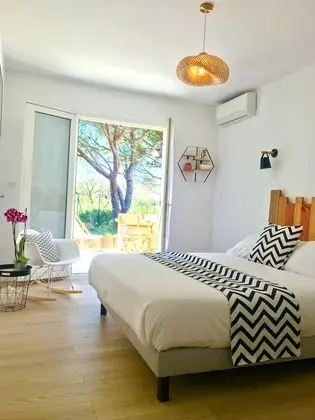 Deluxe Tek Büyük Yataklı Oda, Teras (CONFORT TERRASSE 2 Pers)