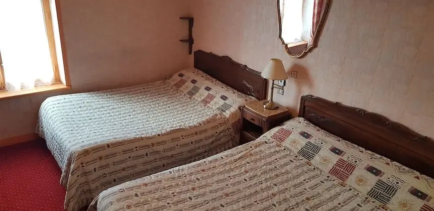 Dört Kişilik Oda, 2 Çift Kişilik Yatak