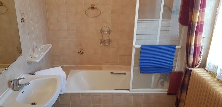 Tek Büyük Yataklı Oda (N°3)