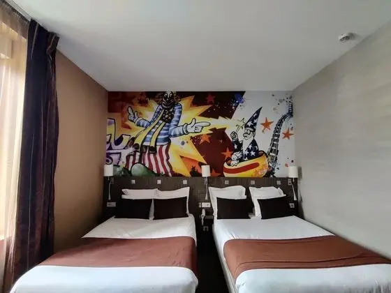 Aile Odası İki Double Yataklı