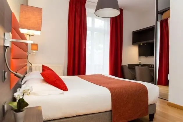 Comfort Tek Büyük Yataklı Oda