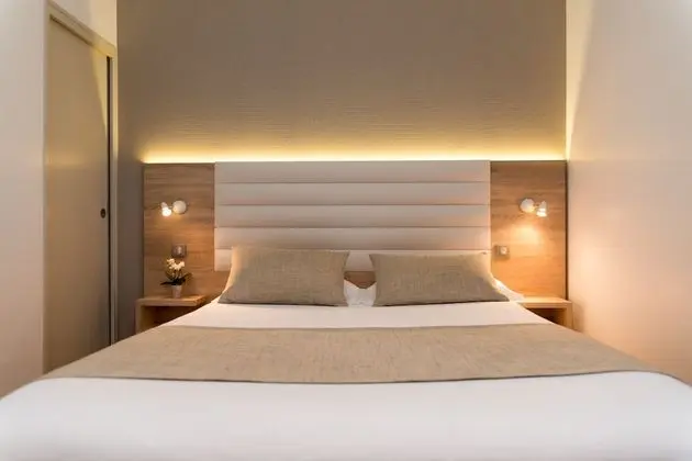 Comfort Tek Büyük Yataklı Oda