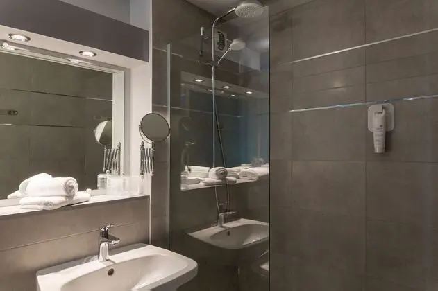 Family Üç Kişilik Oda