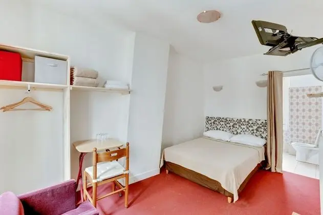 Tek Büyük Yataklı Oda