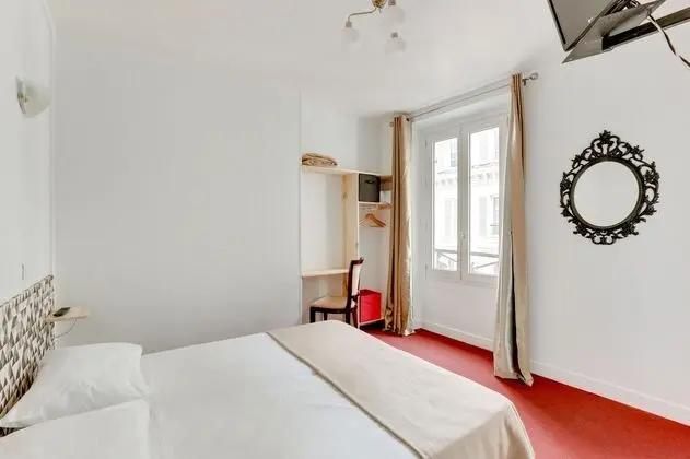 Tek Büyük Yataklı Oda