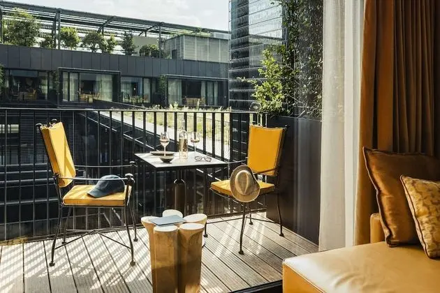 Chambre Deluxe vue Jardin suspendu