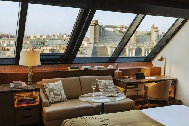 Chambre Deluxe Vue Toits de Paris