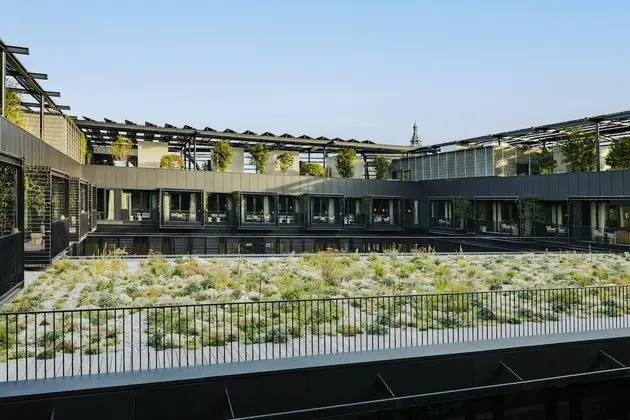 Chambre Superieure vue Jardin suspendu