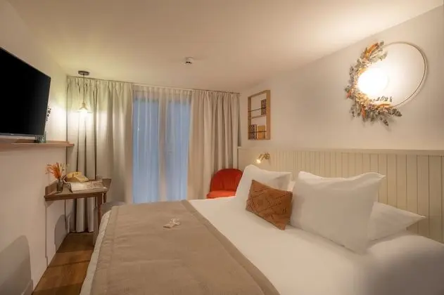 Deluxe Tek Büyük Yataklı Oda