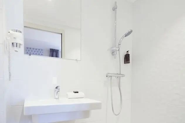 Classic Tek Büyük Yataklı Oda