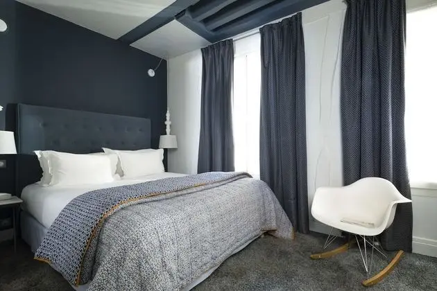 Superior Tek Büyük veya İki Ayrı Yataklı Oda