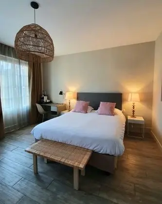 Premium Tek Büyük Yataklı Oda