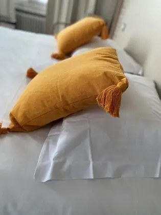 Premium Tek Büyük Yataklı Oda