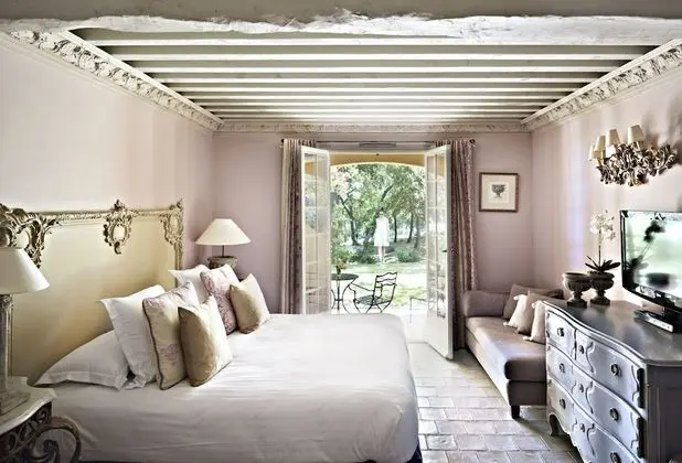 Room Prestige