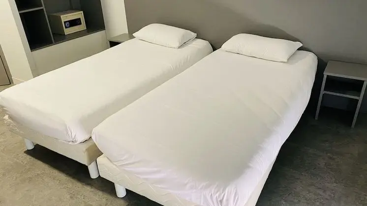 Tek Büyük veya İki Ayrı Yataklı Oda
