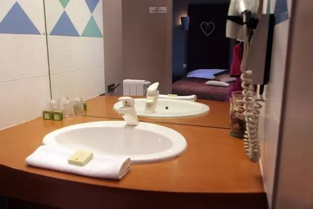 Signature Tek Büyük Yataklı Oda