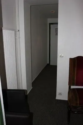 Üç Kişilik Oda