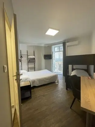 Dört Kişilik Oda