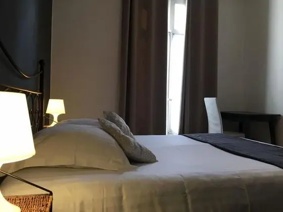 Tek Büyük Yataklı Oda
