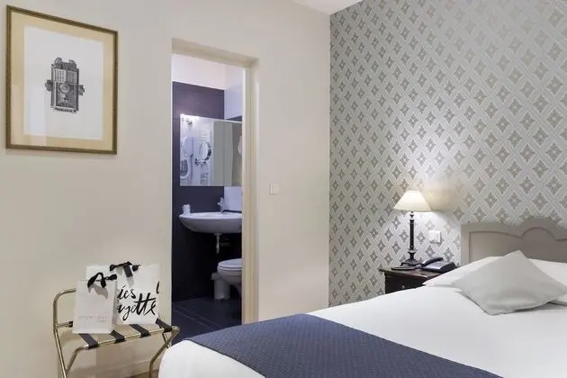 Comfort Tek Büyük Yataklı Oda