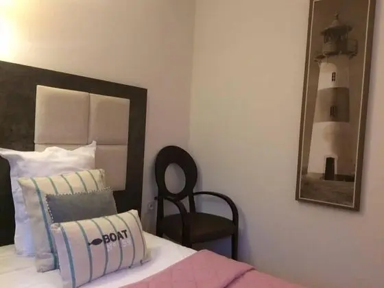 Comfort Tek Büyük Yataklı Oda