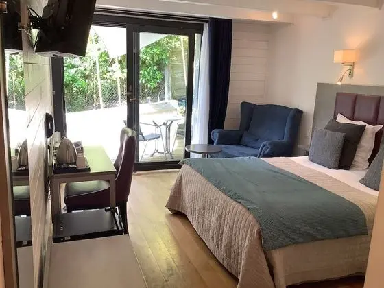 Comfort Tek Büyük Yataklı Oda