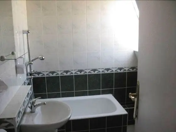 Tek Kişilik Oda, 1 Tek Kişilik Yatak