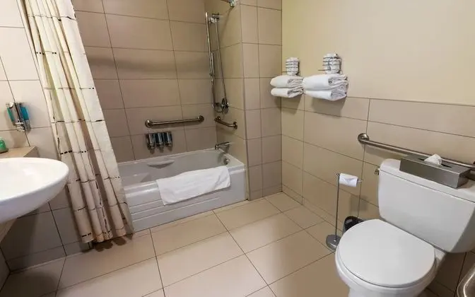 Oda, Birden Çok Yatak, Engellilere Uygun