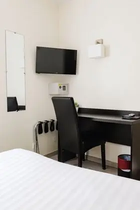 Comfort Tek Büyük veya İki Ayrı Yataklı Oda