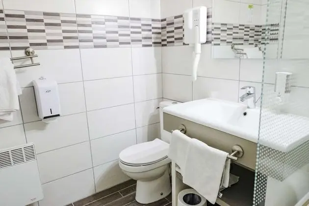 Comfort Tek Büyük veya İki Ayrı Yataklı Oda