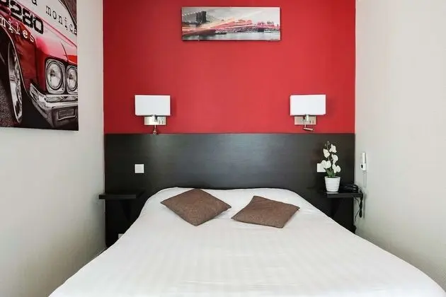 Comfort Tek Büyük Yataklı Oda