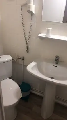 Üç Kişilik Oda
